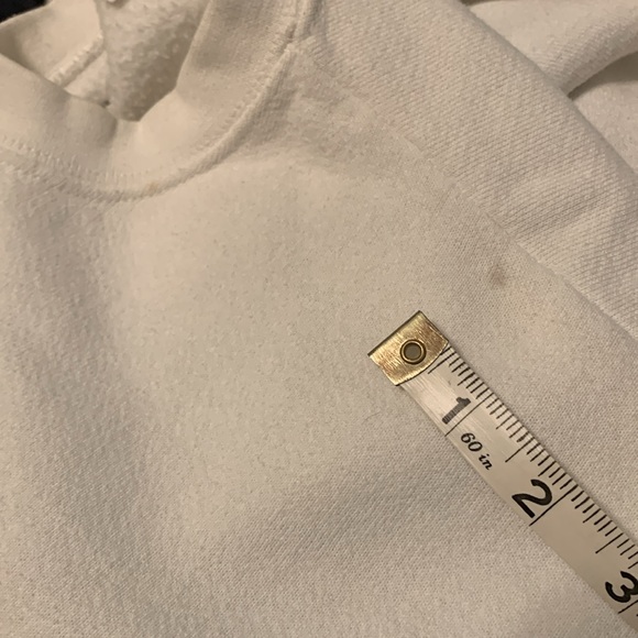 Walt Disney World White Unisex Sweatshirt with Rainbow Logo, EUC, Wmn’s L - Mn S - Picture 6 of 6